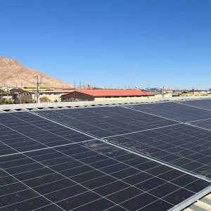 اجرای سیستم انرژی خورشیدی در انبار مرکزی شرکت پخش اشرفی